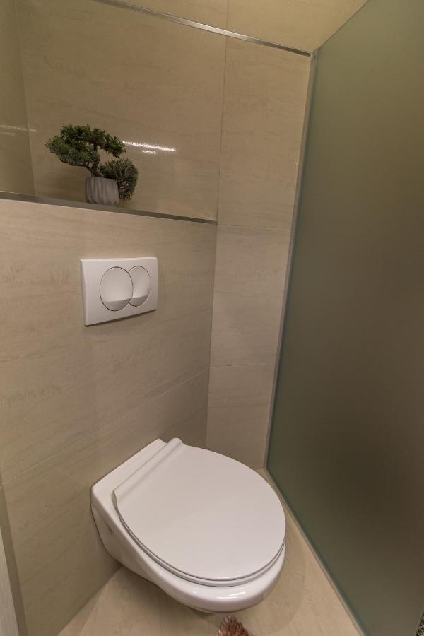 Thermal Lux Weninger Apartman Kiskunhalas Exteriör bild