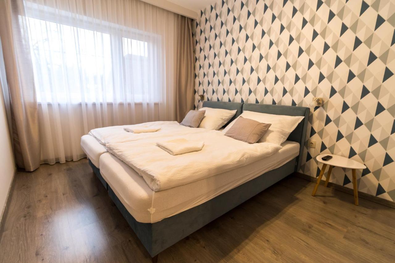 Thermal Lux Weninger Apartman Kiskunhalas Exteriör bild